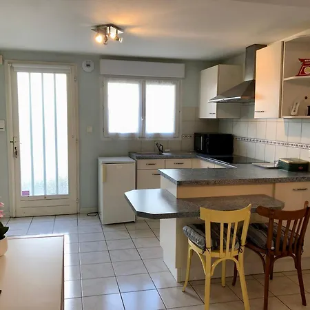 Aux Portes De Rodez Appartement *